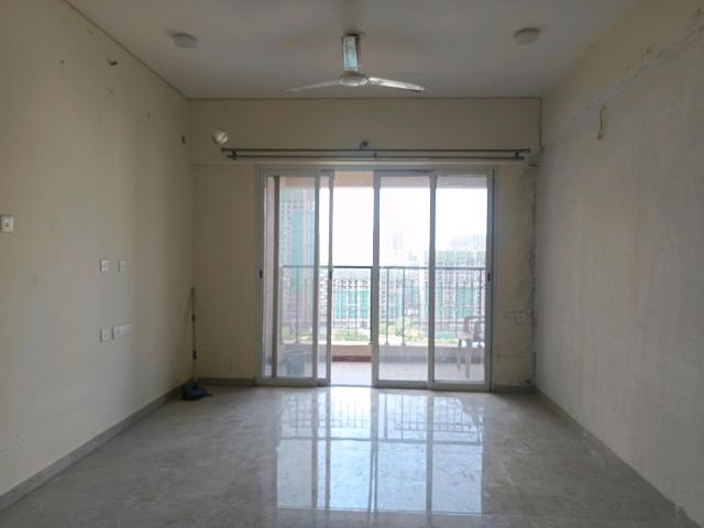 2 BHK Apartment in Mohammed Wadi for resale Pune. The reference number is 19948907
