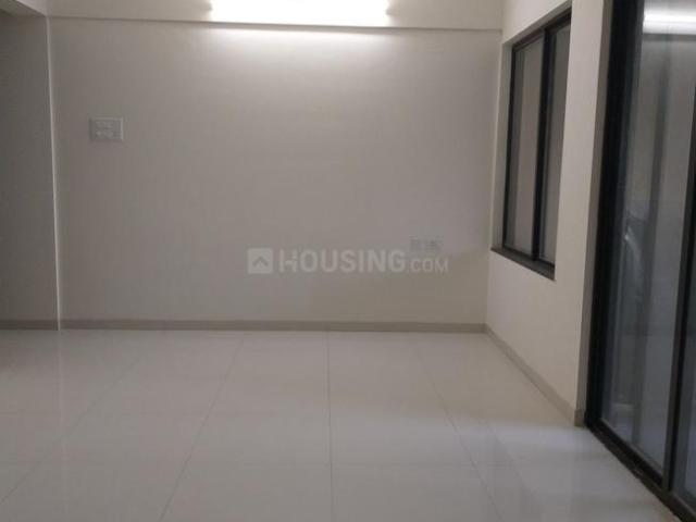 2 BHK Apartment in Mohammed Wadi for resale Pune. The reference number is 19204359
