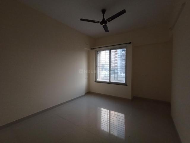 2 BHK Apartment in Mohammed Wadi for resale Pune. The reference number is 20214446