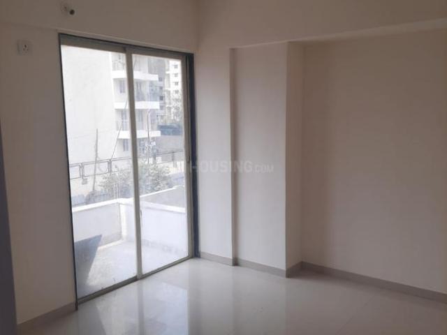 2 BHK Apartment in Mohammed Wadi for resale Pune. The reference number is 8631505