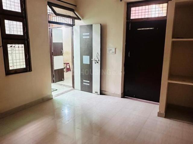 2 BHK Apartment in Morar for rent Gwalior. The reference number is 17617039