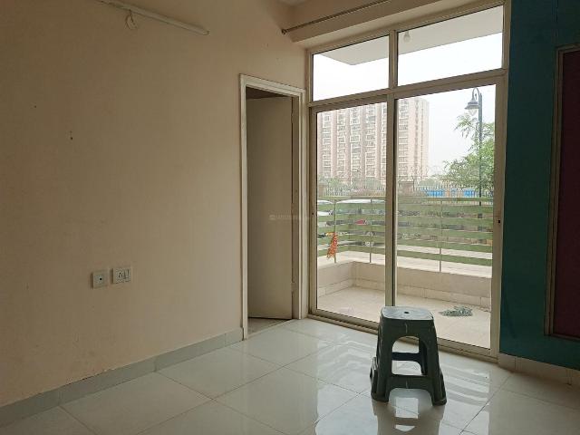 2 BHK Apartment in Morta Village for rent Ghaziabad. The reference number is 19885793