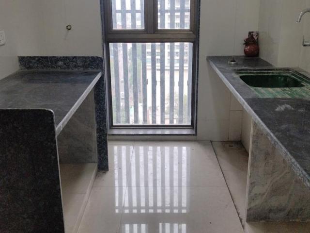 2 BHK Apartment in Matunga West for rent Mumbai. The reference number is 17475004