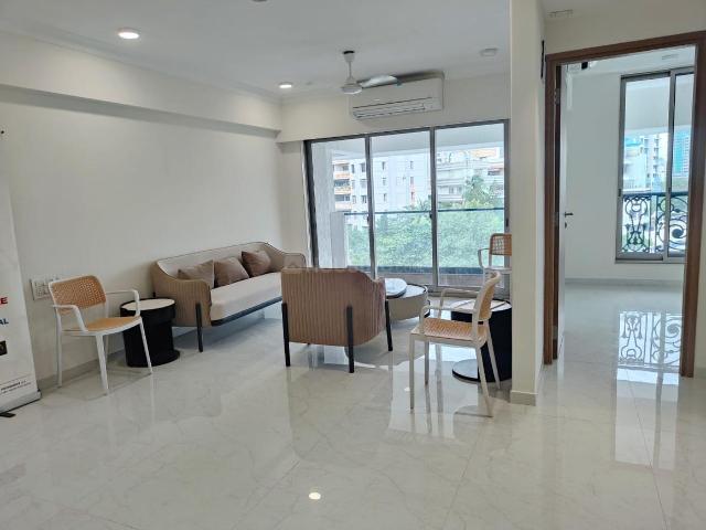 2 BHK Apartment in Matunga East for resale Mumbai. The reference number is 20730822