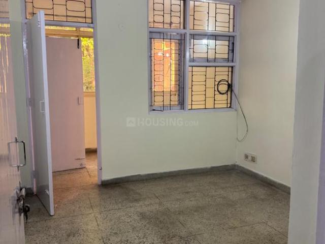 2 BHK Apartment in Mayur Vihar Phase 1 for rent New Delhi. The reference number is 19979081