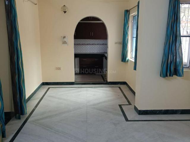 2 BHK Apartment in Mayur Vihar Phase 1 for rent New Delhi. The reference number is 19053057