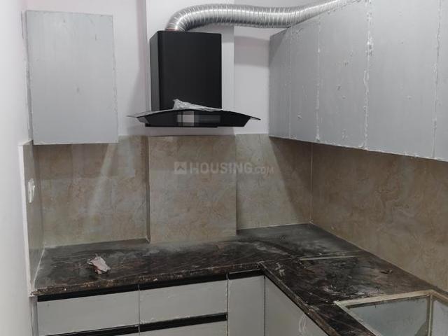 2 BHK Apartment in Mayur Vihar Phase 1 for rent New Delhi. The reference number is 20512354