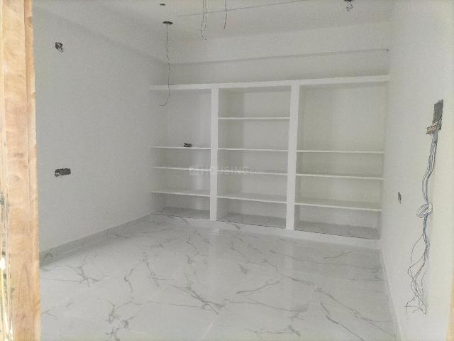 2 BHK Apartment in Maddilapalem for resale Visakhapatnam. The reference number is 20523672