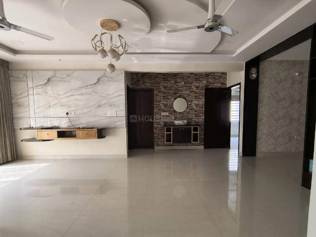 2 BHK Apartment in Madeenaguda for resale Hyderabad. The reference number is 20789359