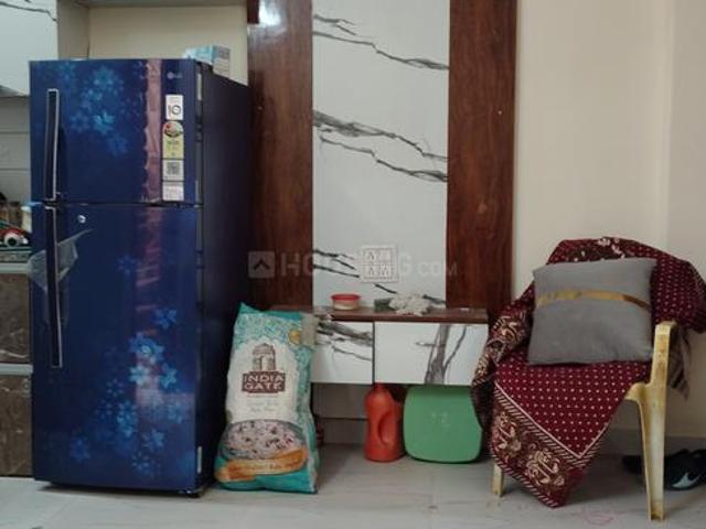 2 BHK Apartment in Madhu Vihar for resale New Delhi. The reference number is 19854671