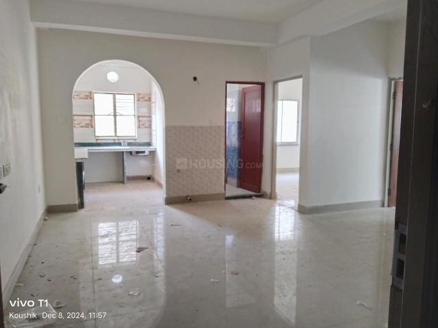 2 BHK Apartment in Madhyamgram for resale Kolkata. The reference number is 17063635