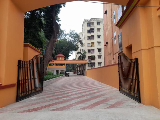 2 BHK Apartment in Madhyamgram for resale Kolkata. The reference number is 18778359