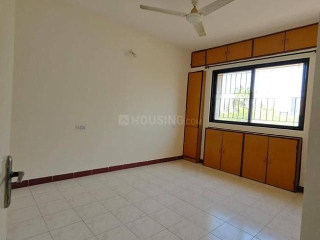 2 BHK Apartment in Magarpatta City for rent Pune. The reference number is 19633281