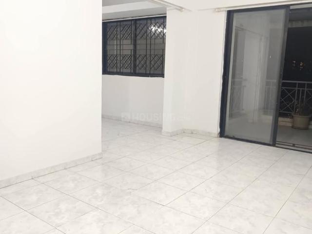 2 BHK Apartment in Magarpatta City for rent Pune. The reference number is 19722262