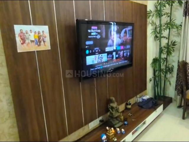 2 BHK Apartment in Magarpatta City for rent Pune. The reference number is 20433260
