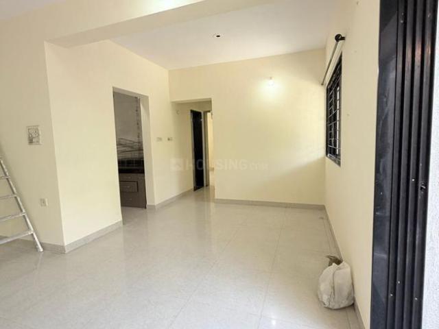 2 BHK Apartment in Magarpatta City for rent Pune. The reference number is 20506355