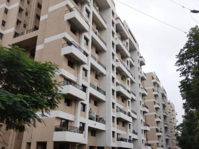 2 BHK Apartment in Magarpatta City for rent Pune. The reference number is 20561711