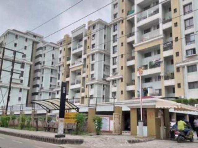 2 BHK Apartment in Magarpatta City for rent Pune. The reference number is 20575891