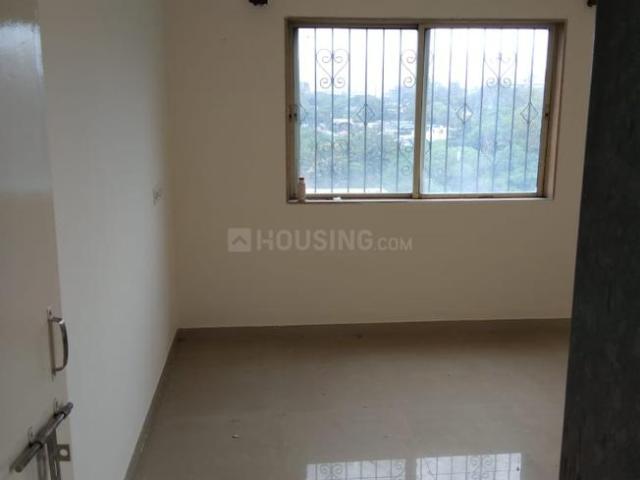 2 BHK Apartment in Magarpatta City for rent Pune. The reference number is 20580792