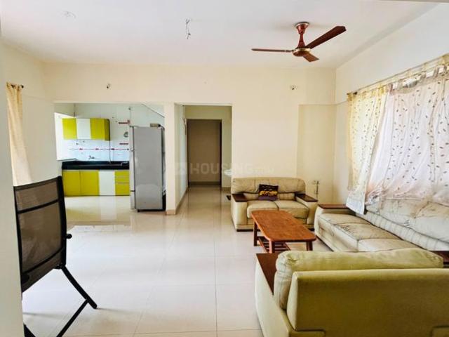 2 BHK Apartment in Magarpatta City for rent Pune. The reference number is 20767117