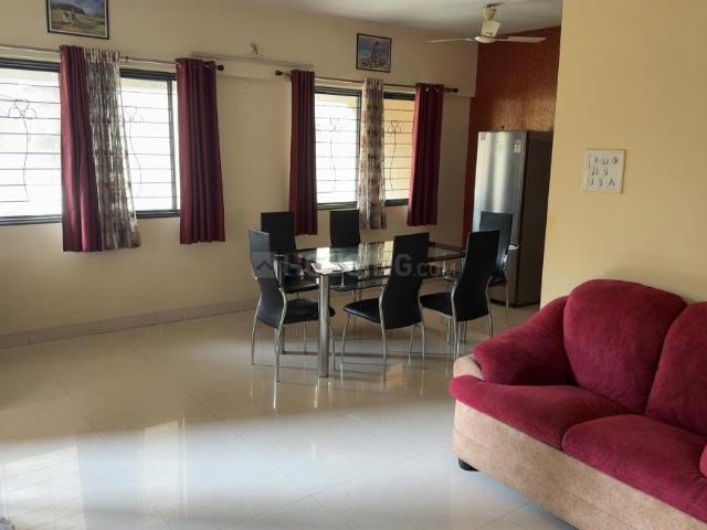 2 BHK Apartment in Magarpatta City for rent Pune. The reference number is 20832072
