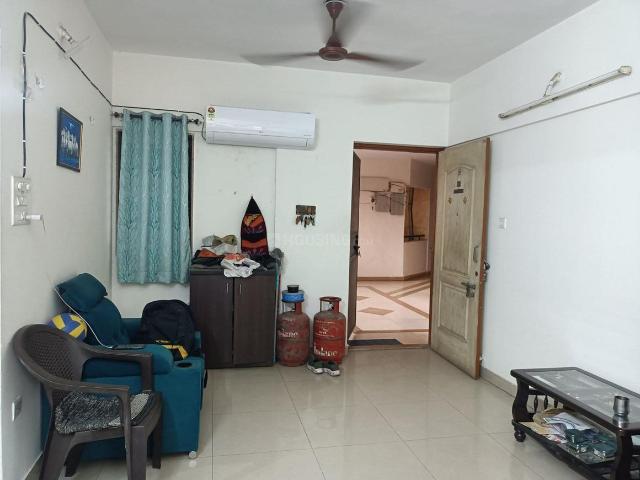 2 BHK Apartment in Magarpatta City for rent Pune. The reference number is 20115385