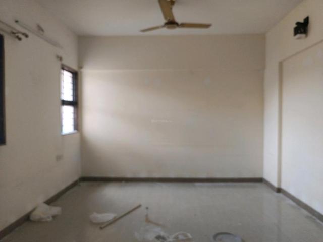 2 BHK Apartment in Magarpatta City for rent Pune. The reference number is 20126670