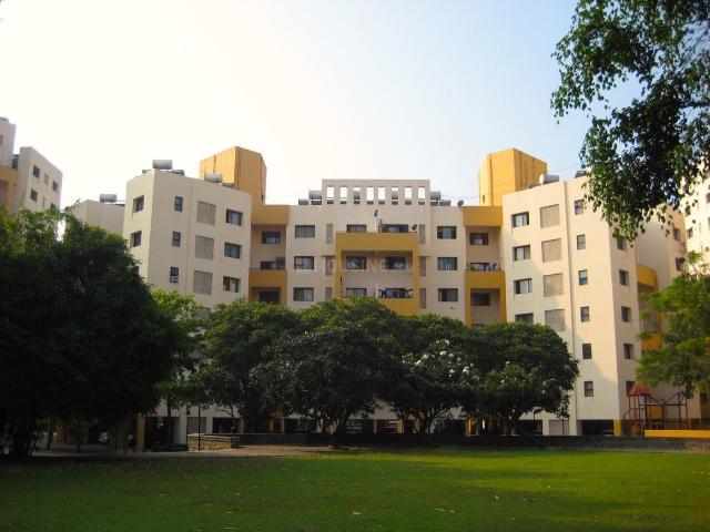 2 BHK Apartment in Magarpatta City for rent Pune. The reference number is 20388606