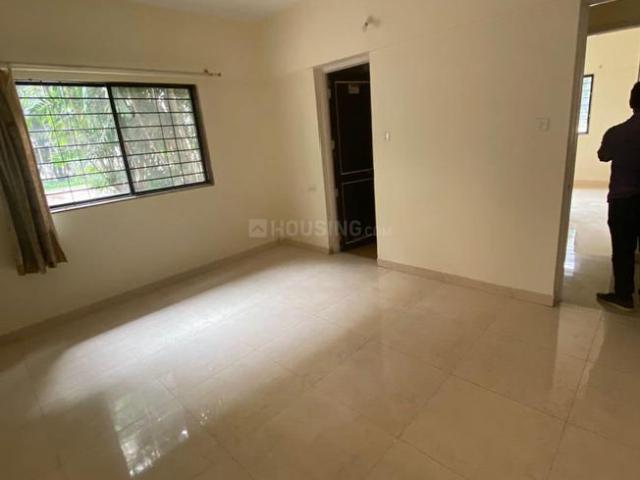 2 BHK Apartment in Magarpatta City for resale Pune. The reference number is 14316973