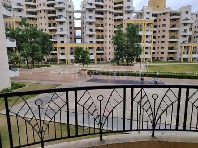 2 BHK Apartment in Magarpatta City for resale Pune. The reference number is 14328770