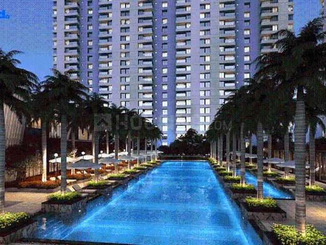 2 BHK Apartment in Magarpatta City for resale Pune. The reference number is 20026405