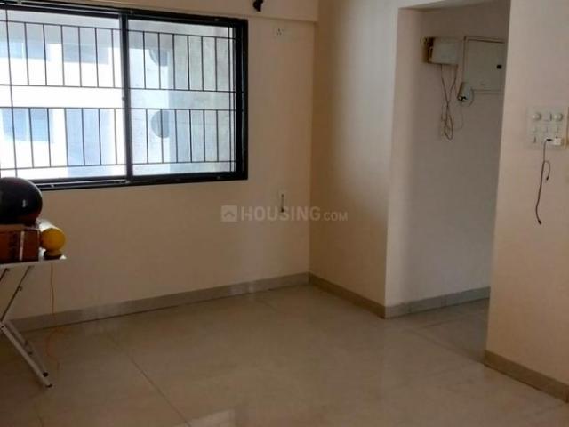 2 BHK Apartment in Magarpatta City for resale Pune. The reference number is 20256054