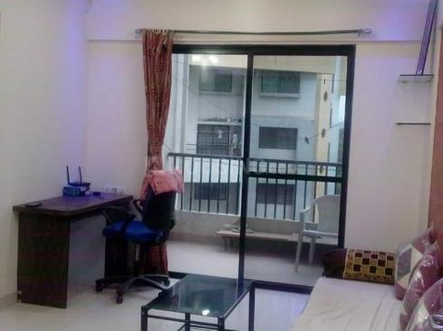2 BHK Apartment in Magarpatta City for resale Pune. The reference number is 20323568