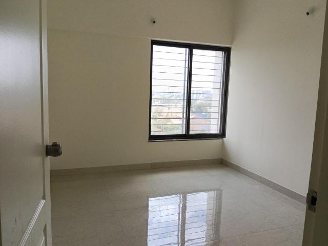 2 BHK Apartment in Magarpatta City for resale Pune. The reference number is 20520729