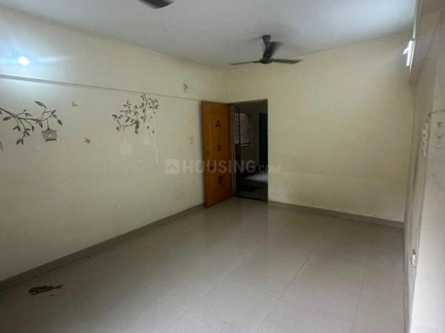 2 BHK Apartment in Magarpatta City for resale Pune. The reference number is 20878437
