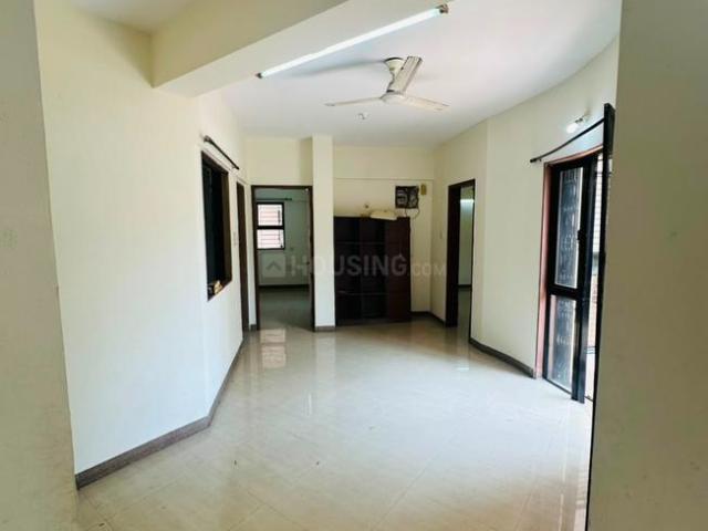 2 BHK Apartment in Magarpatta City for resale Pune. The reference number is 20825880