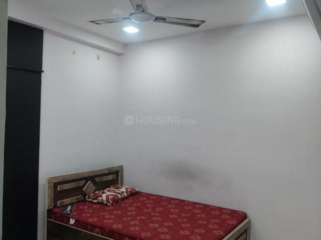 2 BHK Apartment in Mahaveer Nagar for rent Raipur. The reference number is 20599146