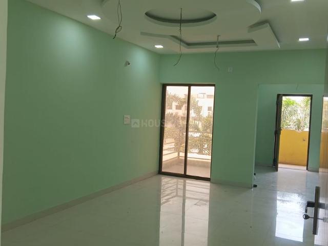 2 BHK Apartment in Mahaveer Nagar for resale Raipur. The reference number is 18434656