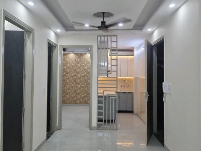 2 BHK Apartment in Mahavir Enclave for resale New Delhi. The reference number is 20717047