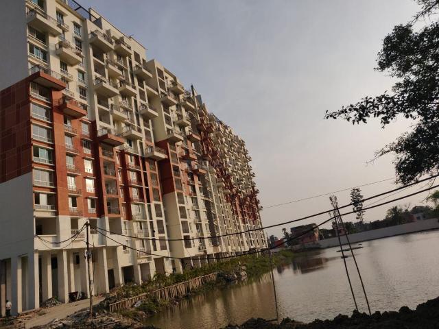 2 BHK Apartment in Maheshtala for resale Kolkata. The reference number is 14673404