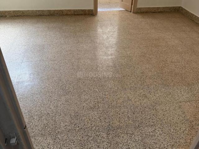 2 BHK Apartment in Mahim for rent Mumbai. The reference number is 17241595