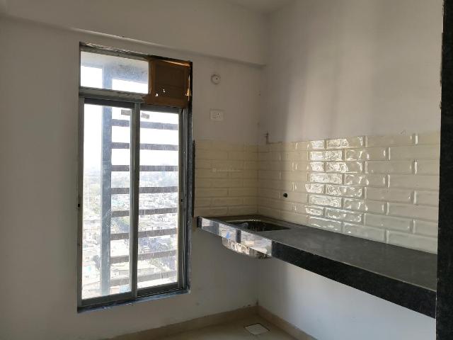 2 BHK Apartment in Mahim for rent Mumbai. The reference number is 19299068