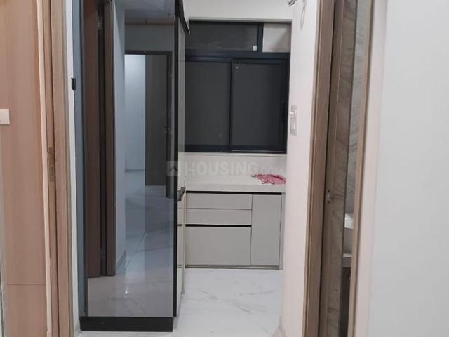 2 BHK Apartment in Mahim for rent Mumbai. The reference number is 20190331