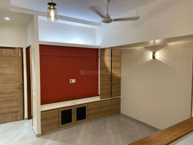2 BHK Apartment in Mahim for rent Mumbai. The reference number is 20605825