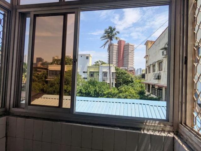 2 BHK Apartment in Mahim for rent Mumbai. The reference number is 20612031