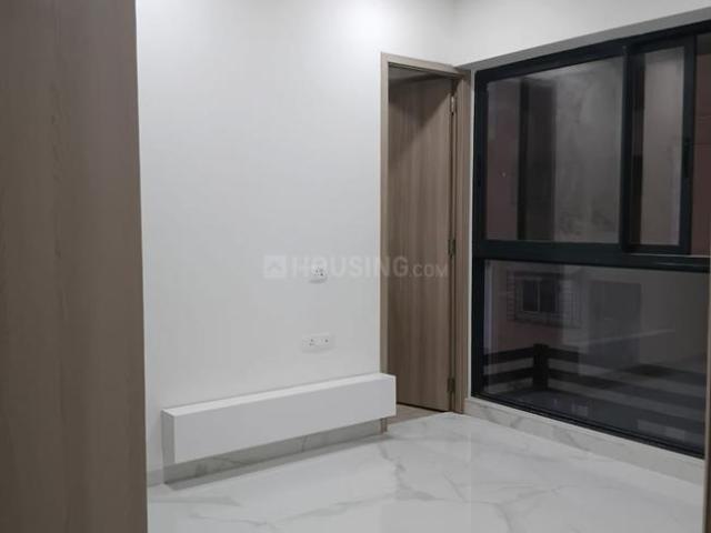 2 BHK Apartment in Mahim for rent Mumbai. The reference number is 20725114