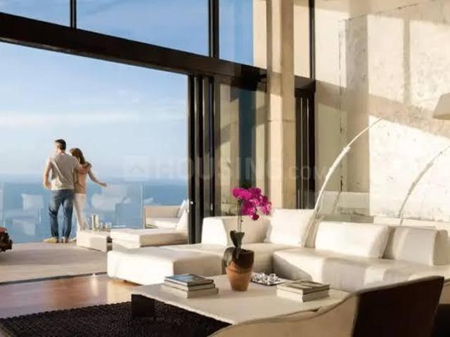 2 BHK Apartment in Mahim for resale Mumbai. The reference number is 13875436