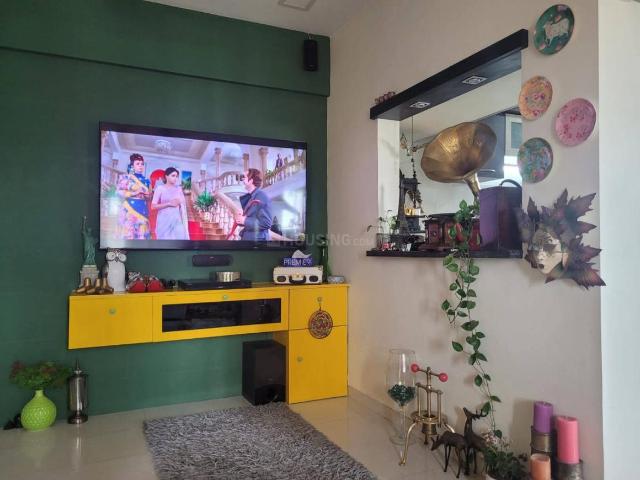 2 BHK Apartment in Mahim for resale Mumbai. The reference number is 19434065