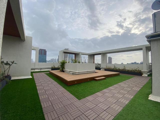2 BHK Apartment in Mahim for resale Mumbai. The reference number is 19555581