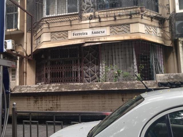 2 BHK Apartment in Mahim for resale Mumbai. The reference number is 19673685
